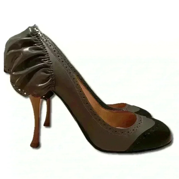 Miu Miu Italian, gray/black brogue leather pumps with ruffle heels; size 40.5 - Picture 2 of 8